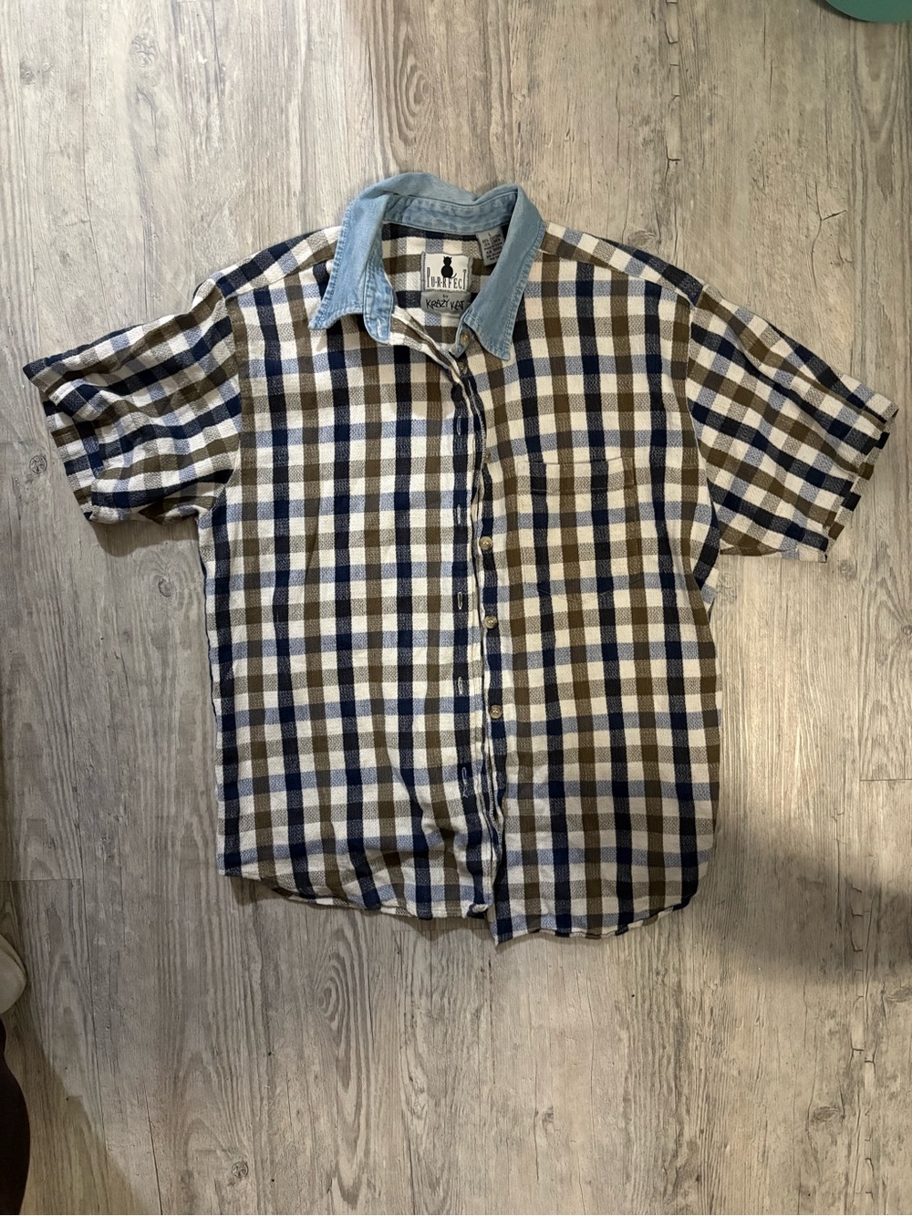 Krazy Kat Blue, Brown & White Short-Sleeve Button-Down Shirt